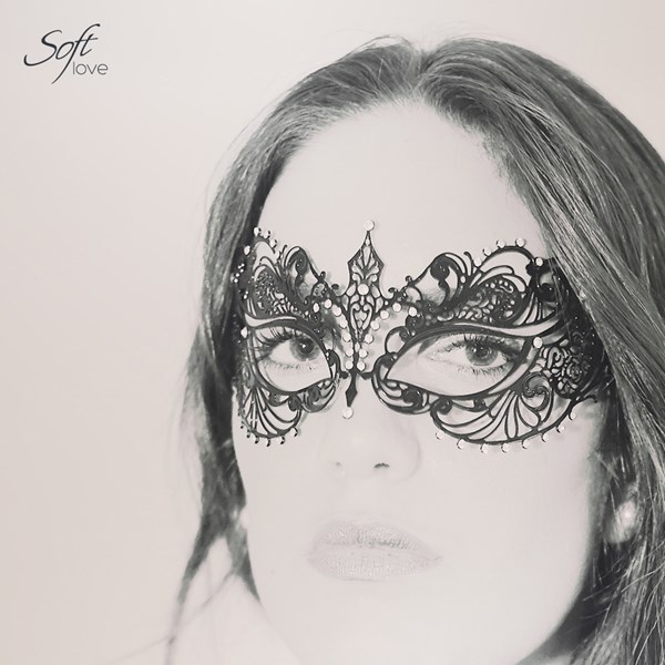 Masque burlesque